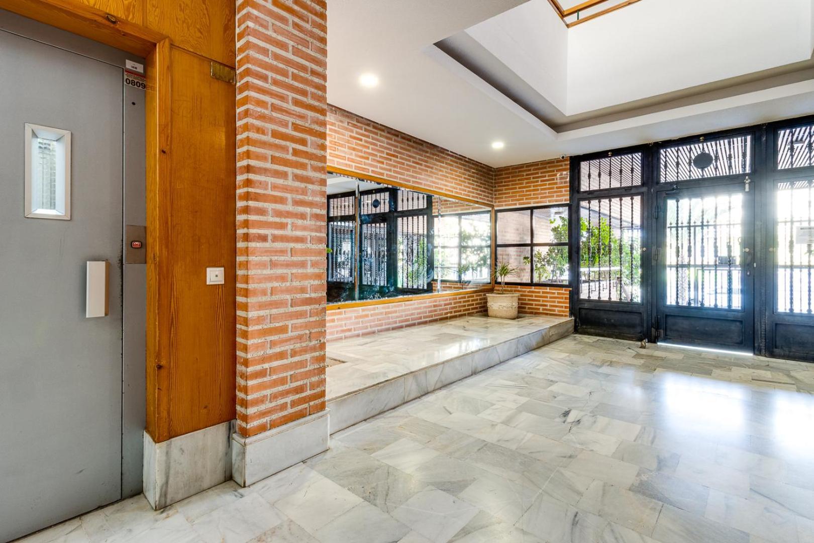 Apartment Near Beach, Playa Del Cura Торрев'єха Екстер'єр фото