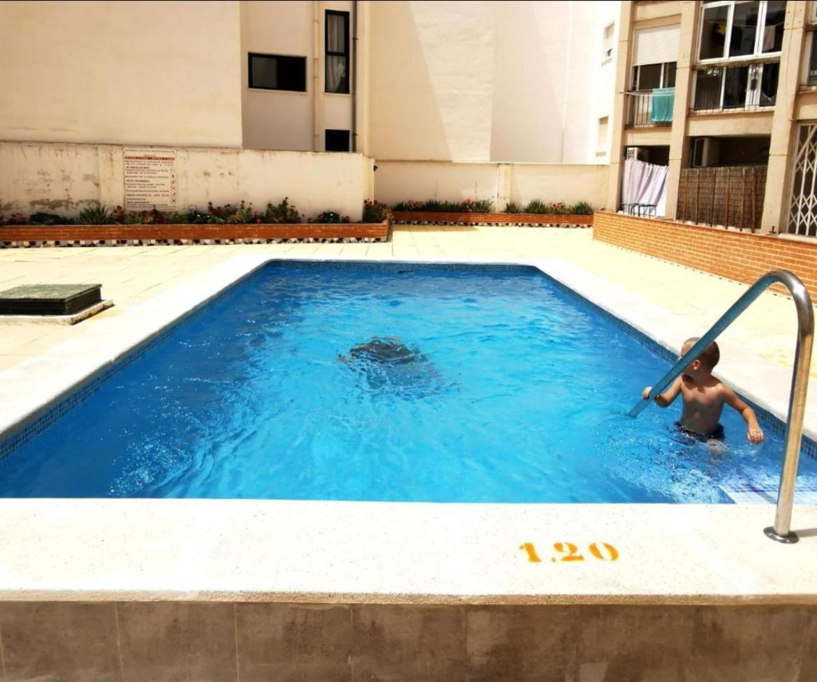 Apartment Near Beach, Playa Del Cura Торрев'єха Екстер'єр фото